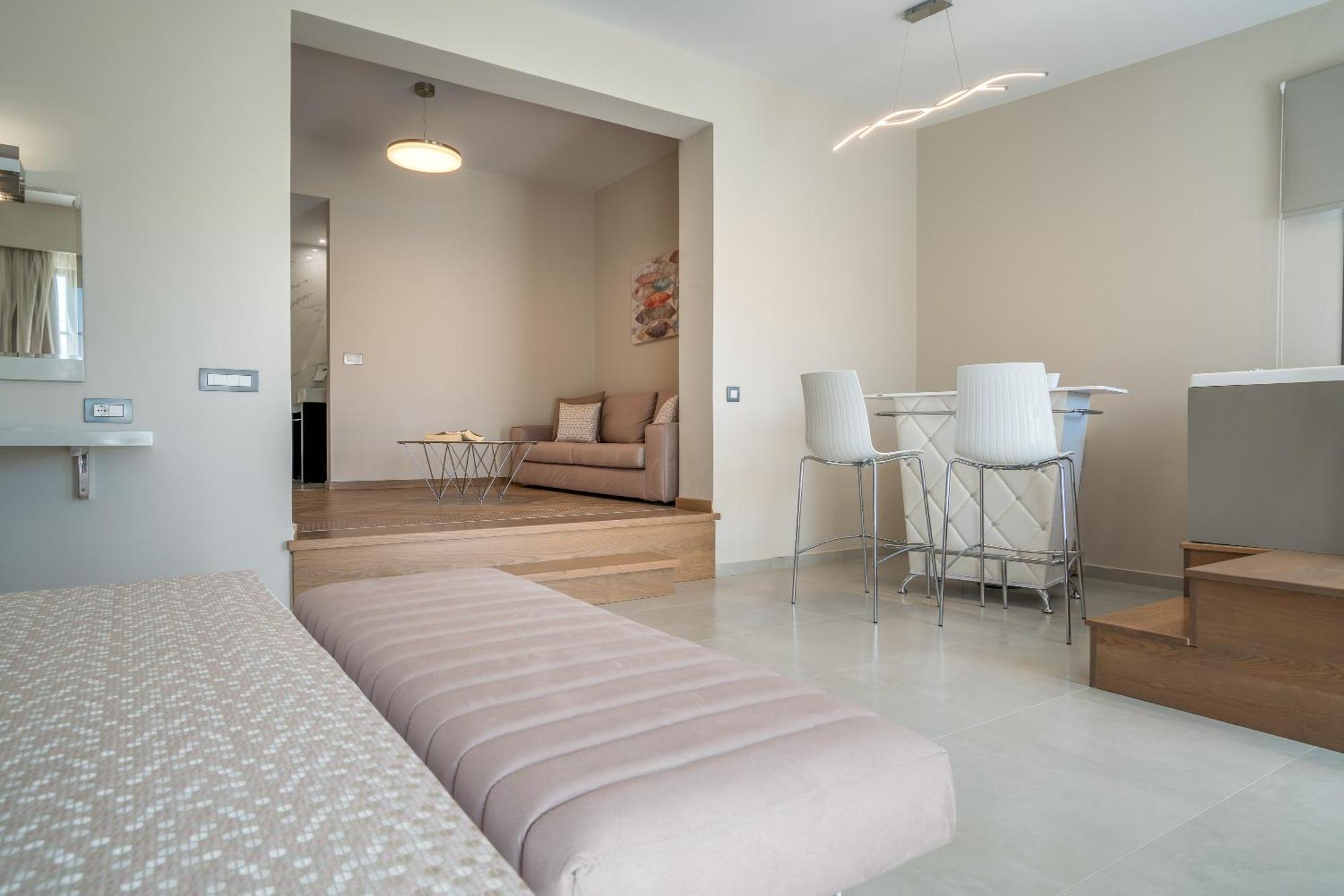 Balcony Hotel - Только для взрослых Циливи Экстерьер фото