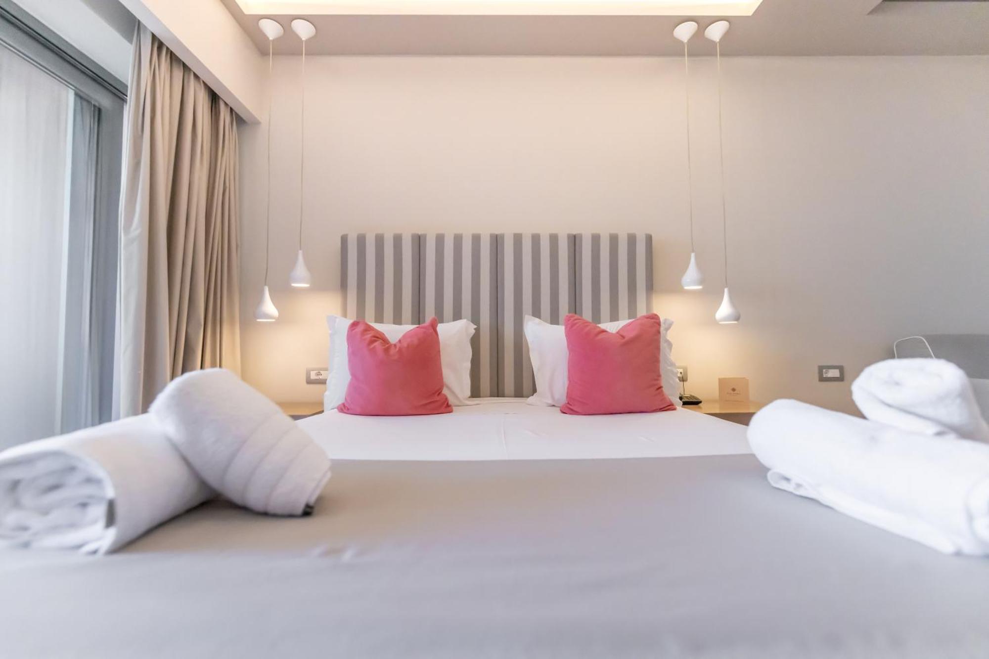 Balcony Hotel - Только для взрослых Циливи Экстерьер фото